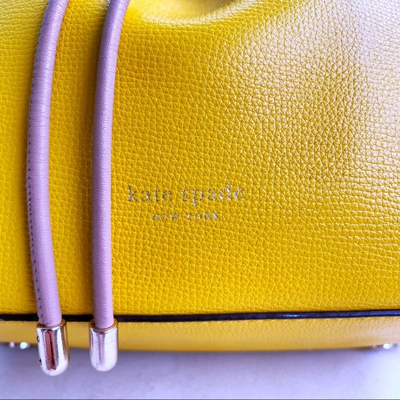 Kate Spade Vivian Bucket Bag EUC - Picture 6 of 16